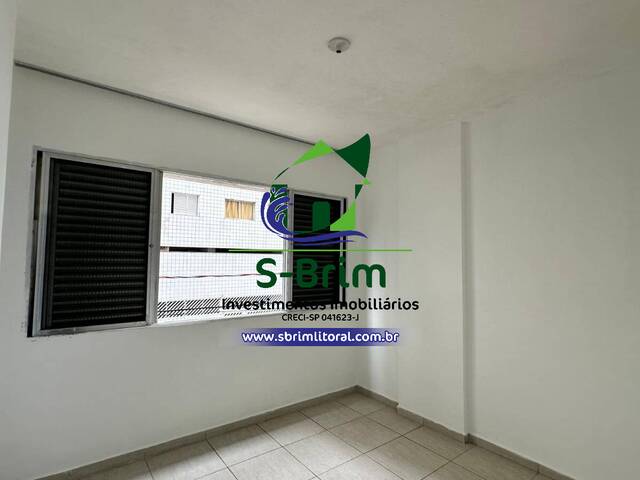 #704 - Apartamento para Venda em Praia Grande - SP - 2
